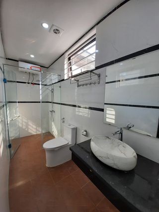 Bán nhà Góc 2 Mặt tiền HXH Phạm Viết Chánh Q.1 ,DT:40m2, 5 lầu