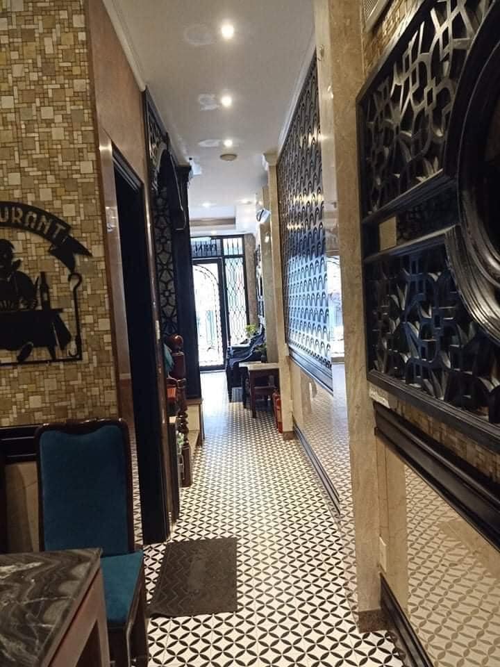 140m2