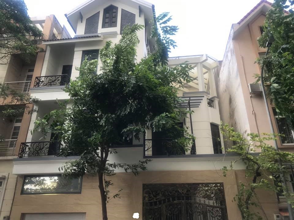 Biệt thự đẹp Phố Vọng, Hai Bà Trưng 130m2*4T, Vỉa hè, Gara Ô tô.