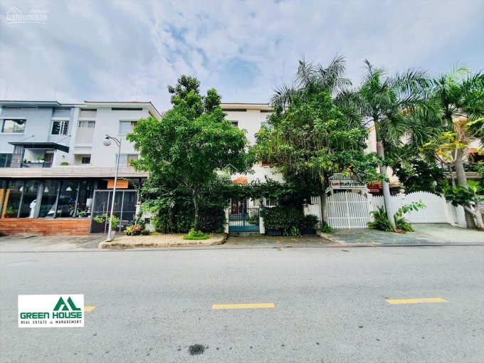 Bán biệt thự song lập Mỹ Hoàng, Phú Mỹ Hưng, đường lớn đẹp