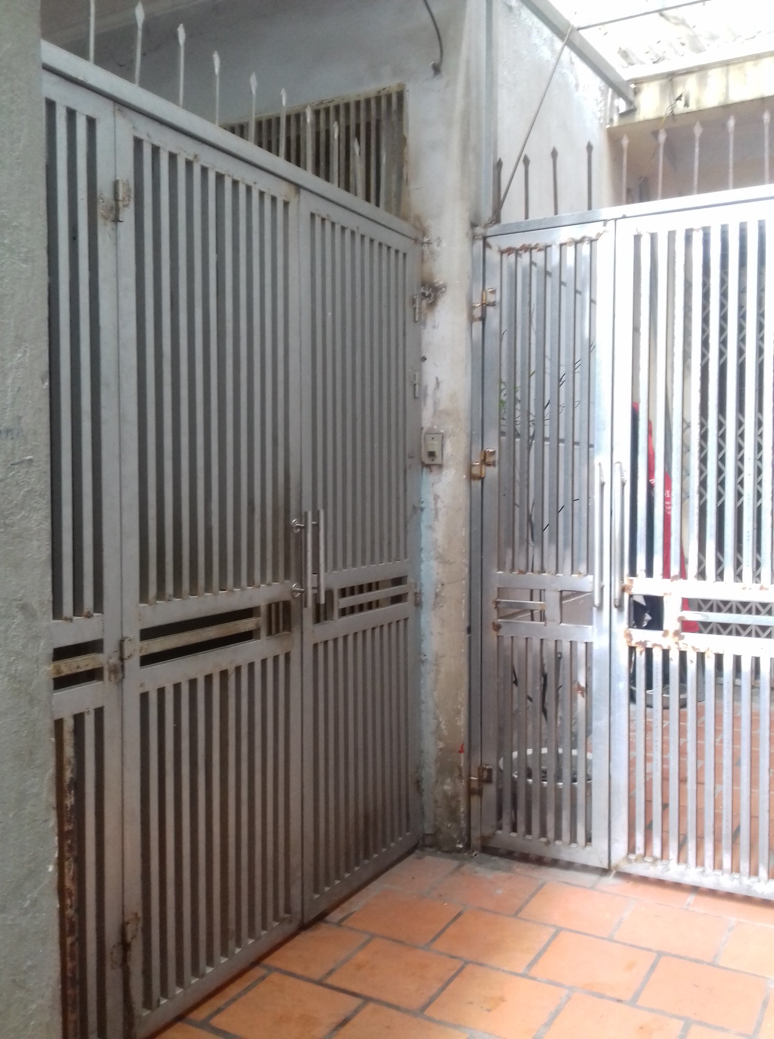 SIÊU PHẨM PHỐ ĐÀO TẤN ! NHÀ 6 TẦNG THANG MÁY, Ô TÔ VÀO NHÀ, HIỆU SUẤT KD CAO NHỈNH 23 TỶ