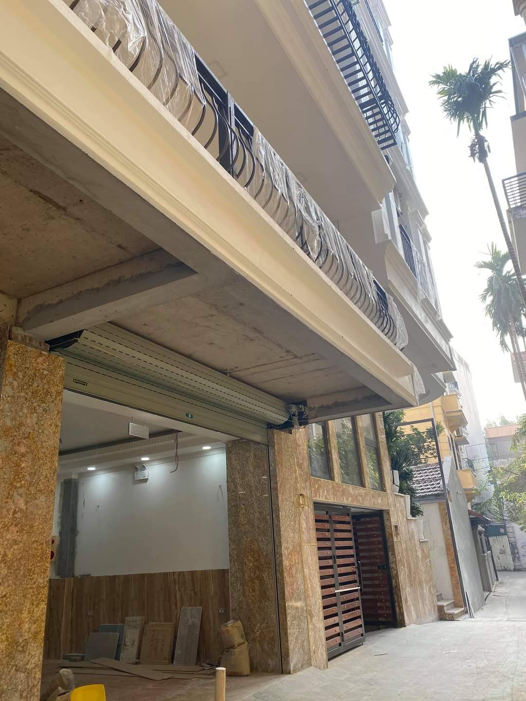  115m2