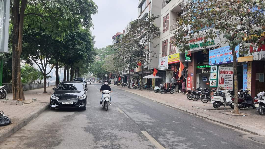 MẶT PHỐ THƯỢNG ĐÌNH KINH DOANH SẦM UẤT - 2 BÊN VỈA HÈ RỘNG - Ô TÔ ĐỖ TRƯỚC NHÀ THOẢI MÁI.