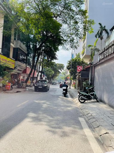 Bán biệt thự 180m2, mặt tiền 9.8m Nguyễn Trãi Thanh Xuân chỉ 22 tỳ