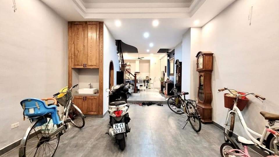 HOT Hàng Rươi 43m2, 3 tầng, 5.9m mặt tiền, giá chào 21 tỷ nhỉnh ( cực gấp bán)