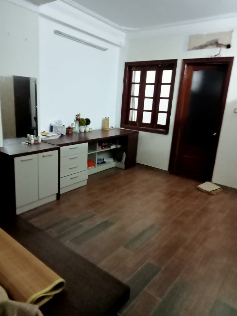 Bán nhà Mặt Phố Kim Mã, Ba Đình diện tích 80m2 mặt tiền 5m giá 40 tỷ