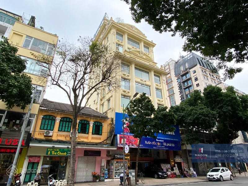 Bán GẤP nhà mặt phố Cầu Gỗ, 35m, 4 tầng. Kinh doanh đỉnh, giá 25 tỷ.