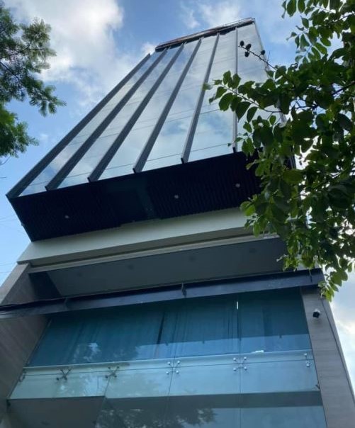 Mặt phố Trung Kính 8 tầng thông sàn,103m2, 2 vỉa hè, kinh doanh đỉnh giá 39.9 tỷ