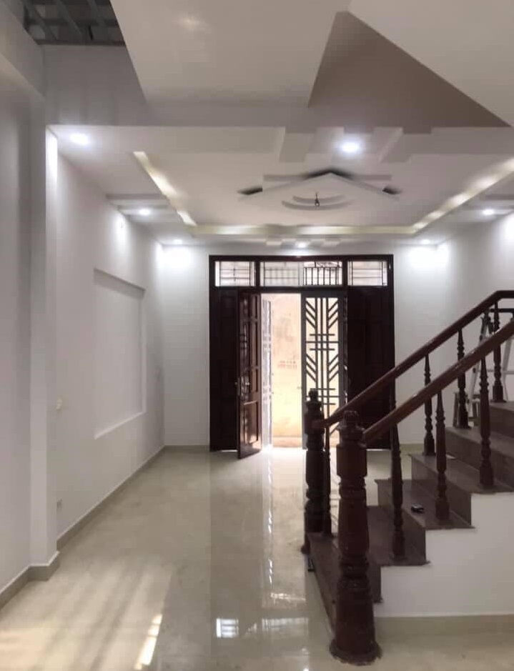 Nhà Mặt Phố Yên Phụ Q.Tây Hồ DT 60m2,MT 6.5 M, 5 Tầng Thang Máy Kinh Doanh Đỉnh chỉ 24 tỷ