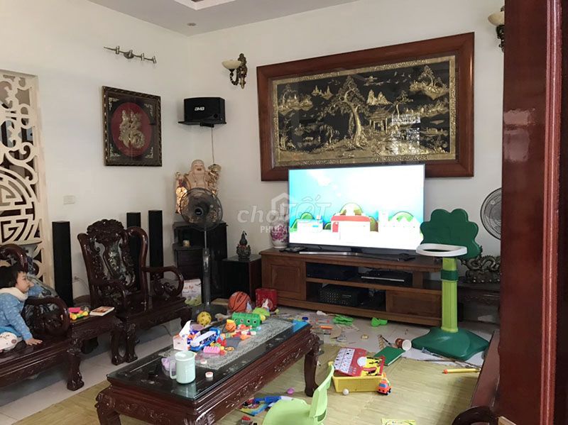 Cần bán 180m2 nhà liền kề tại kđt việt hưng, giá 39 Tỷ