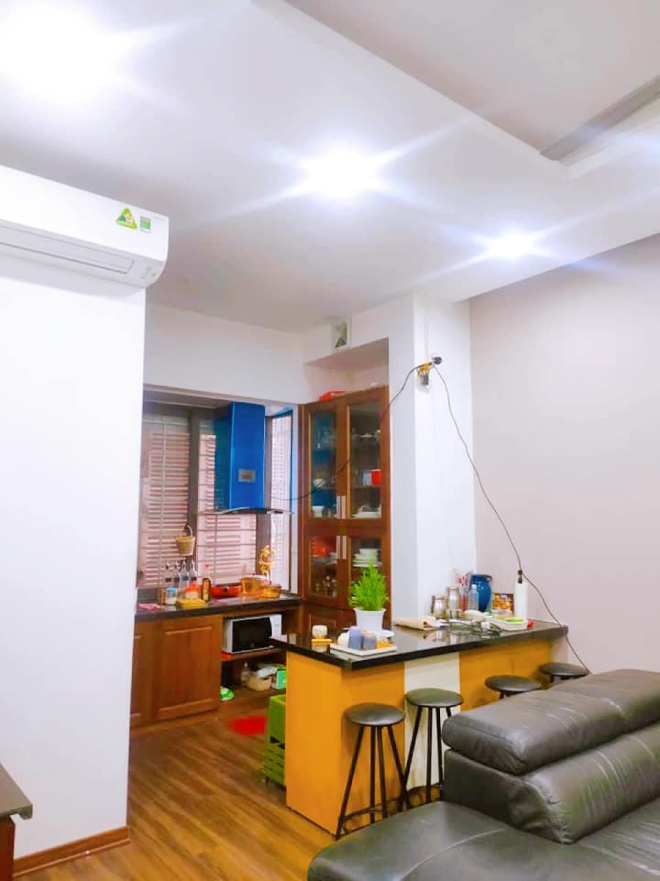 BÁN NHÀ LÊ VĂN LƯƠNG GIÁ 21.8 tỷ 82M2 NHÀ 6 TẦNG MẶT TIỀN 8.2M