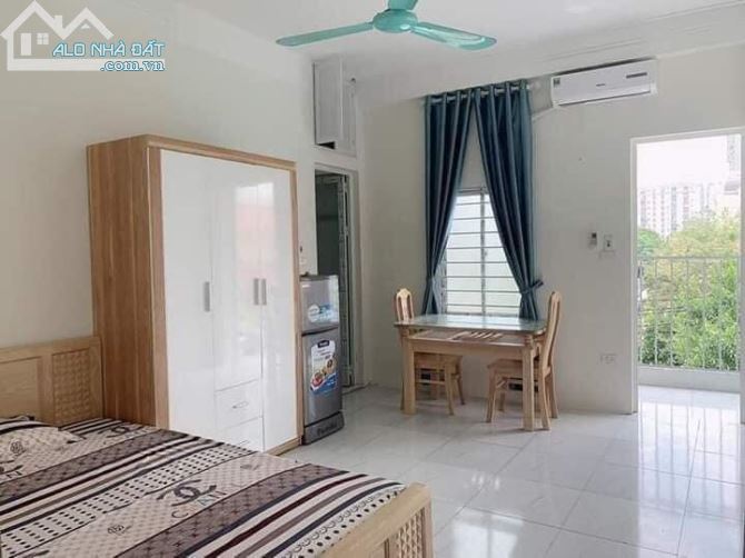 Bán nhà Nguyên Khang, Cầu Giấy gara kinh doanh 46m2 8T thang máy nhỉnh 11 tỷ.