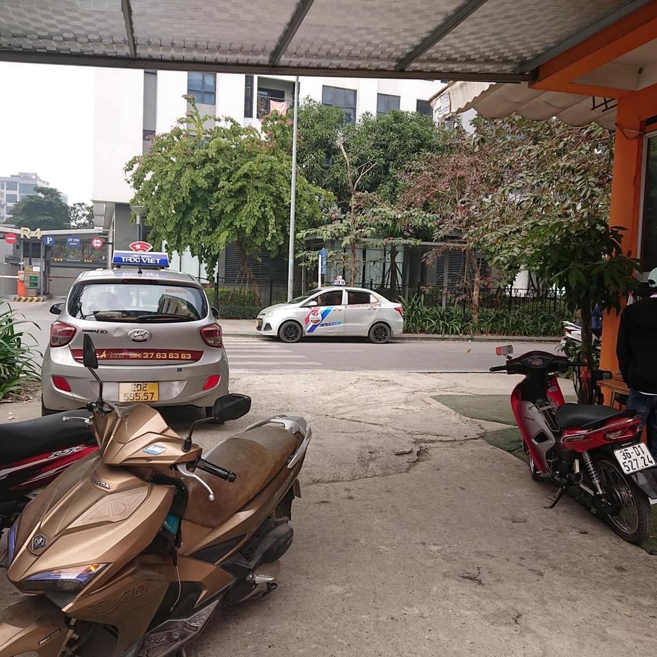 Bán nhà Hồ Tùng Mậu - Bắc Từ Liêm - diện tích 55m2 - mặt tiền 4m - ngõ ô tô tránh.