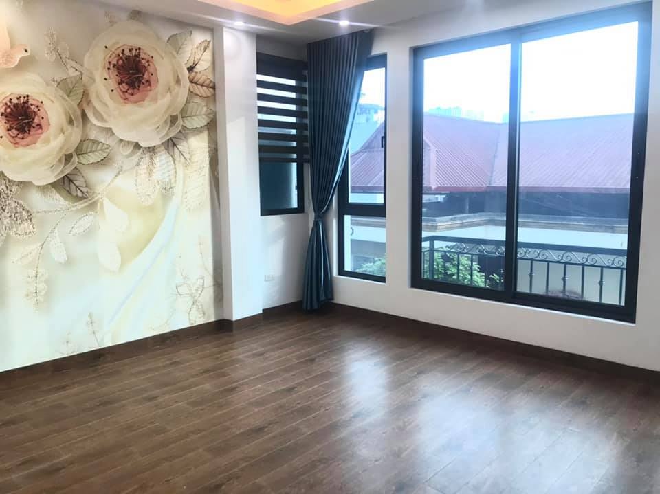 BÁN TÒA NHÀ VĂN PHÒNG THÁI HÀ, ĐỐNG ĐA. NHÀ MỚI, Ô TÔ TRÁNH, THANG MÁY, GIÁ 24 TỶ.