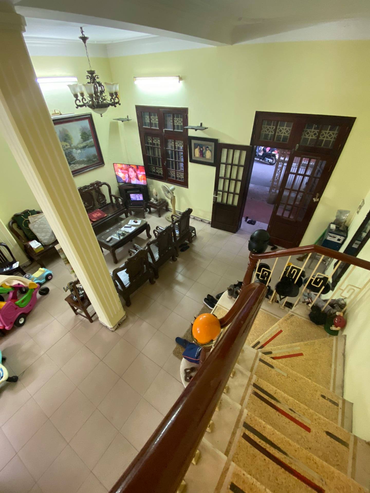 Bán nhà riêng Bùi Văn Ngữ, căn góc 2 mặt hẻm, có thang máy, 4 tầng giá 12.5 tỷ