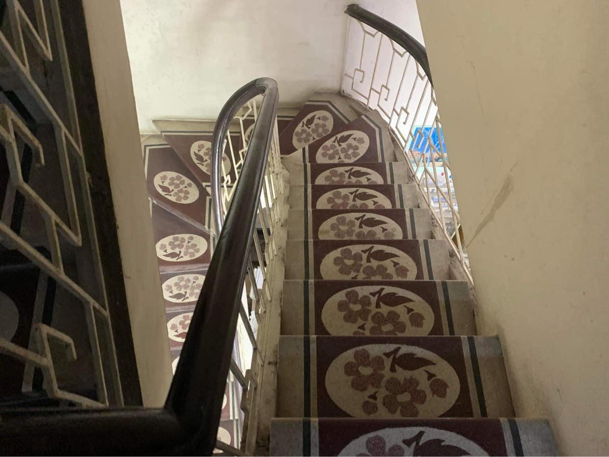 Bán nhà phân lô ngõ 117 Nguyễn Thị Định, kđt Trung Hoà Nhân Chính. 98m