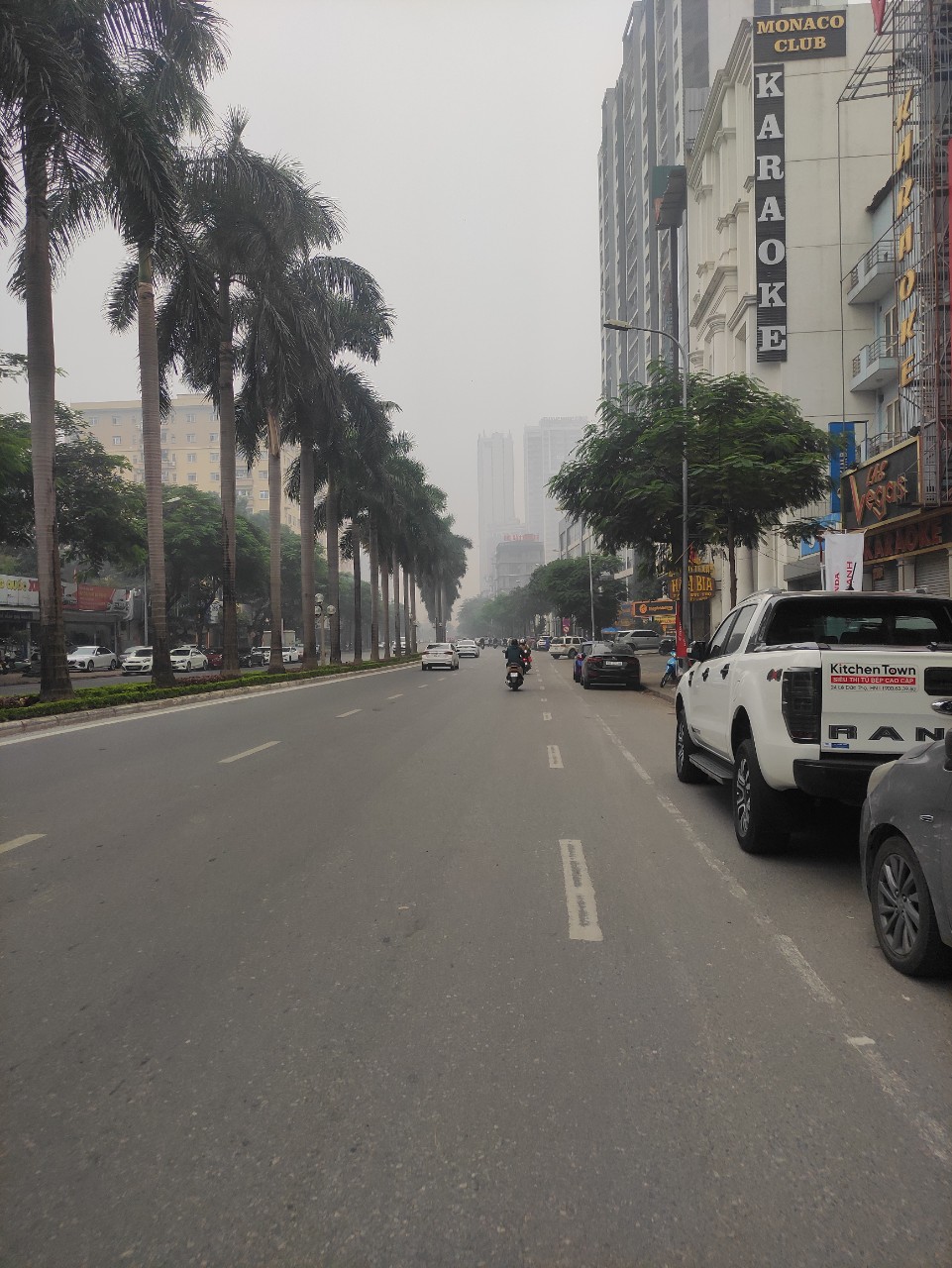 Bán Tòa Nhà Văn Phòng Lê Đức Thọ - Nam Từ Liêm. 110m2 x 8 Tầng ( Có Hầm ).Vỉa Hè giá 35 TỶ