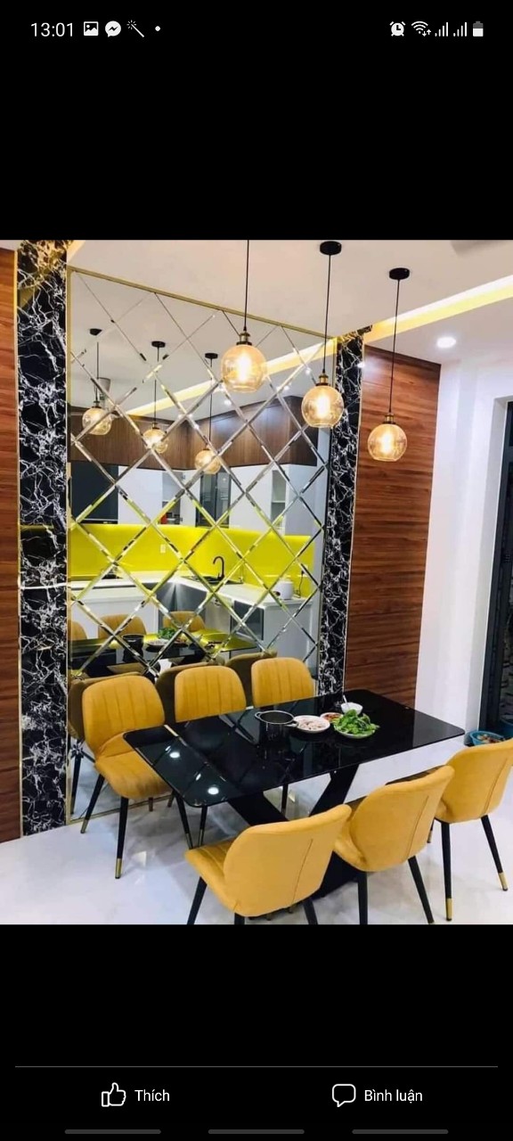 Cần bán gấp tòa nhả mặt phố Thái Thịnh, phố trung tâm quận Đống Đa, thông nhiều tuyến phố lớn Tây Sơn, Thái Hà, Yên Lãng, Láng Hạ.