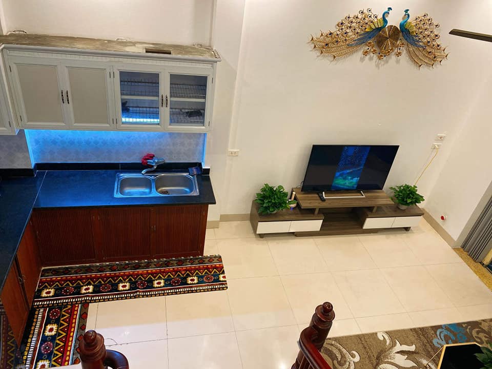 Bán tòa văn phòng - 2 mặt ngõ to hơn phố - Trần Thái Tông 121m2 9 tầng mặt tiền 9.2 m 56 tỷ