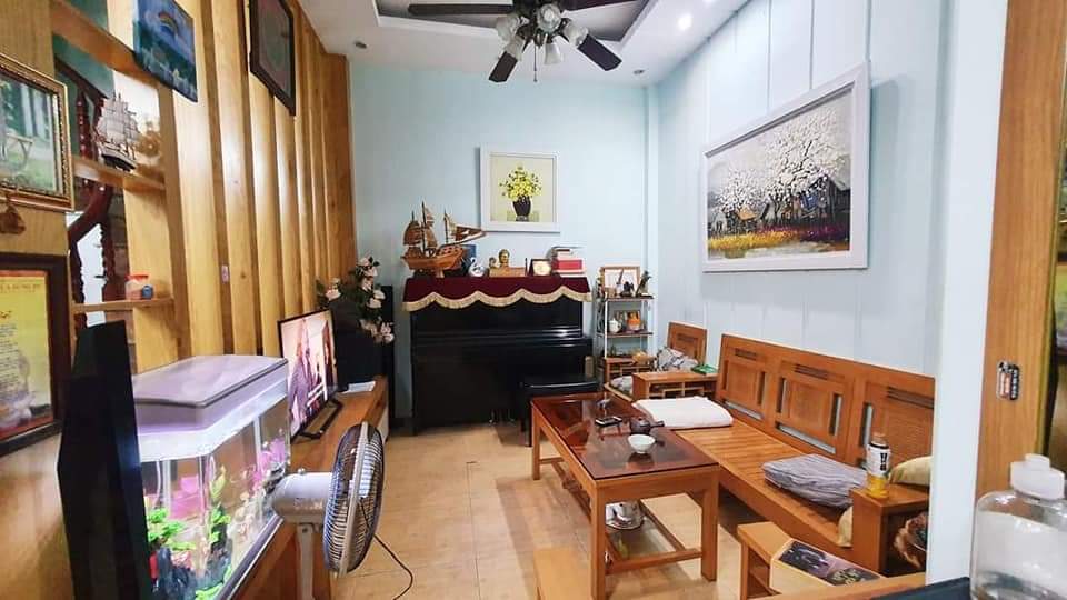 Bán tòa nhà mặt phố Tôn Đức Thắng, Đống Đa, Hà Nội. + Diện tích 125m2, 8 tầng thang máy, mặt tiền 5.6m