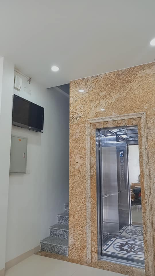 NHÀ MẶT PHỐ THUỴ KHUÊ 68 M2, 7 TẦNG MẶT TIỀN 5.6M ,GIÁ: 17.5 TỶ KINH DOANH ĐỈNH