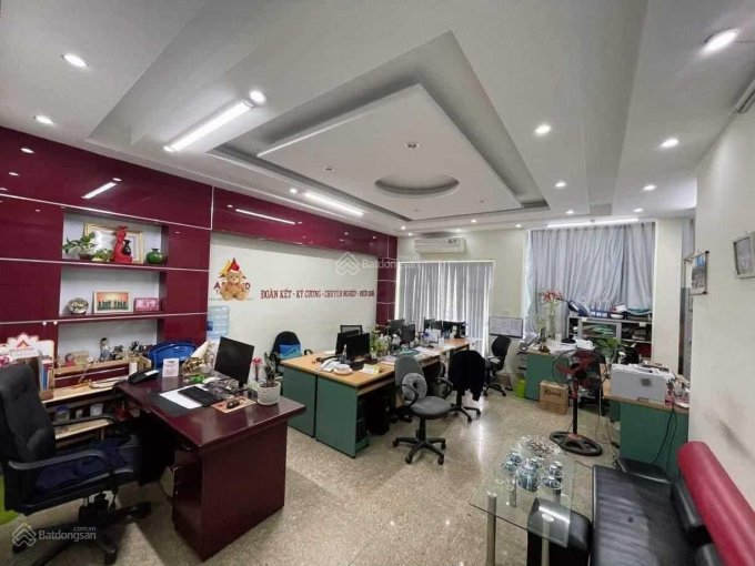 Bán gấp nhà 8 tầng Mặt Phố Nguyễn Trãi, Thang Máy, DT 150 m, MT 8.5 m, giá 45 tỷ.