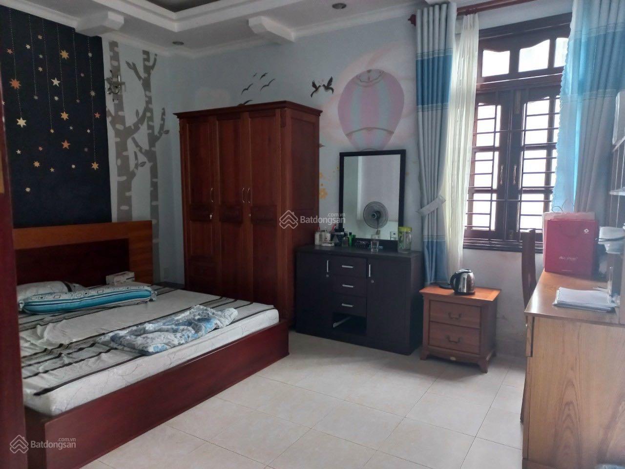 200m2