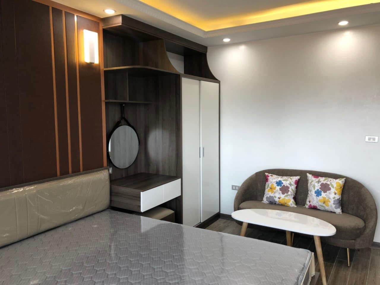 BÁN TOÀ NHÀ CHDV VÕNG THỊ - 8 TẦNG THANG MÁY - OTO VÀO NHÀ - 50M RA HỒ TÂY.