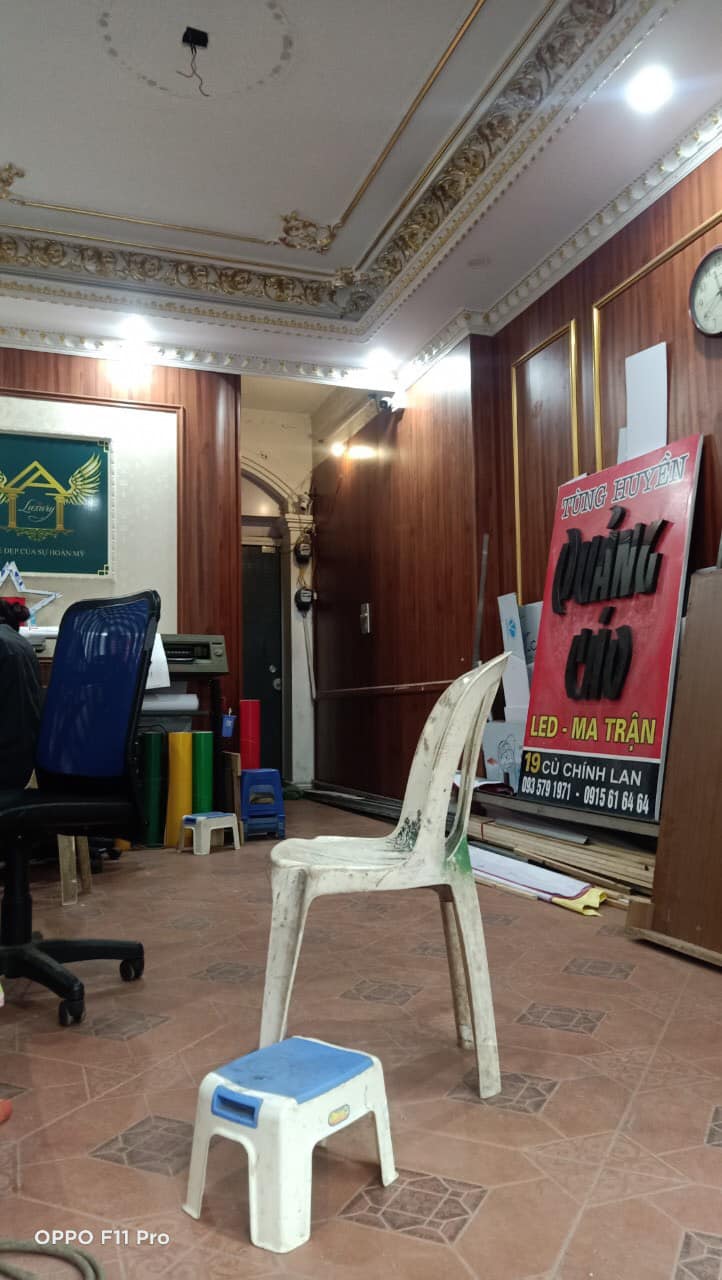 Bán Nhà Lấy vợ nhà phố Hoàng Đạo Thành 70m2 nhà 4 tầng mặt tiền 7m giá 13 tỷ