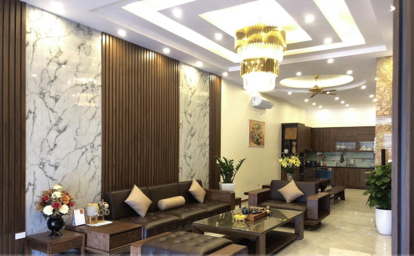 Bán Nhà Mặt Phố Thái Hà, 5 Tầng, 65m2, MT 4.5m, KD Đỉnh, Giá 37 Tỷ