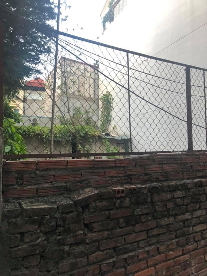 Bán đất Âu Cơ- 161m2 x MT 8m- Giá 12.9 tỷ