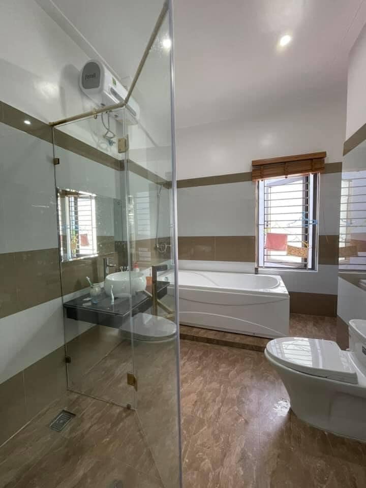 Phố Nguyễn Ngọc Vũ, Cầu Giấy, DT 60M2, 6 Tầng, Giá chào 11.3 tỷ