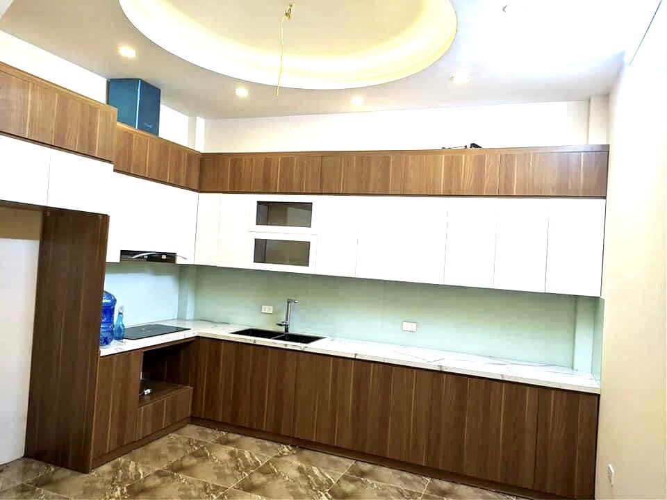 Khuất Duy Tiến - 85m2 - 3 tầng - mặt tiền 7,2m - kinh doanh - ô tô tránh - giá đầu tư