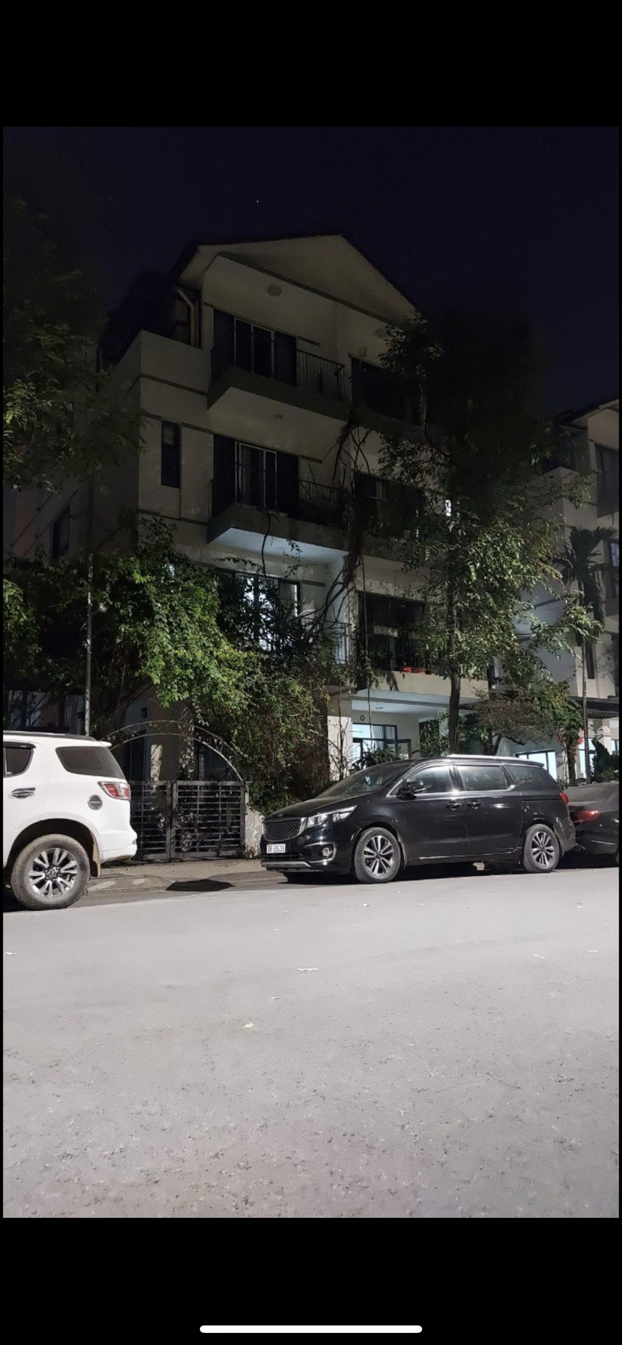 BÁN TÒA VĂN PHÒNG - PHỐ ĐÀO TẤN - BA ĐÌNH - 68m2 – 7 TẦNG – THANG MÁY – VỈA HÈ – GIÁ 32 TỶ