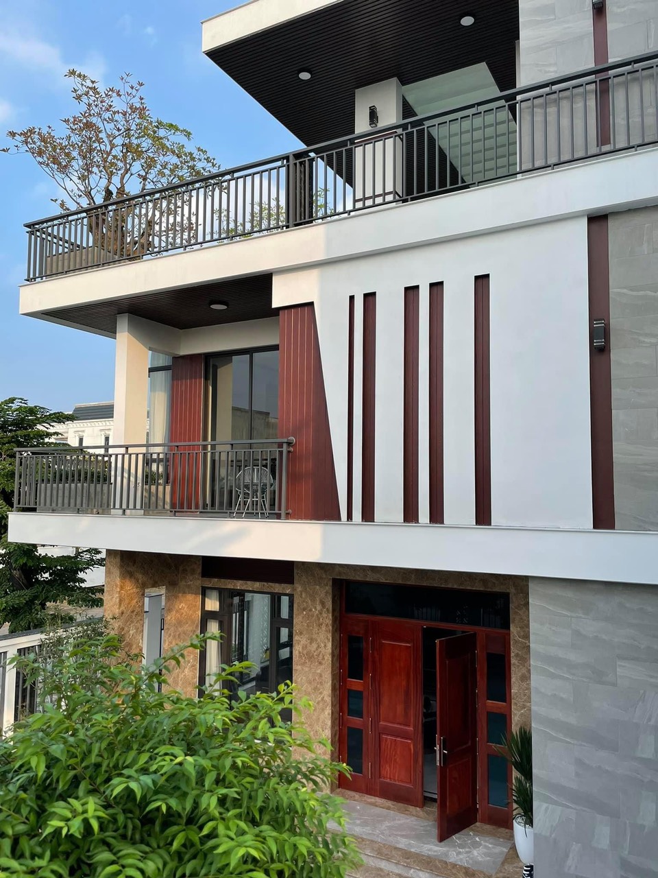 Nhà mặt tiền Lê Đức Thọ P6 Gò Vấp, DT 4.24 x 30m. Ngay ngã tư Nguyễn Văn Lượng giao Lê Đức