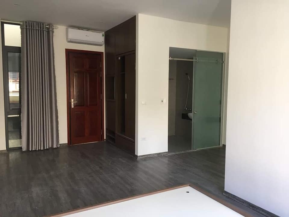 Siêu vip nhà Tây Hồ 150m2, gara, ô tô tránh, văn phòng tạo dòng tiền