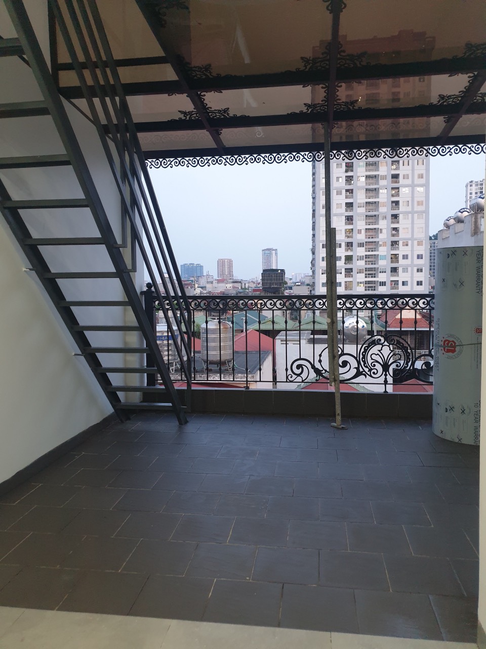 110m2