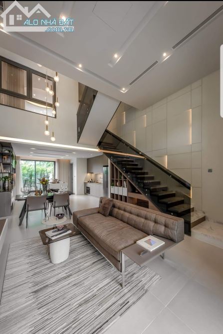 115m2