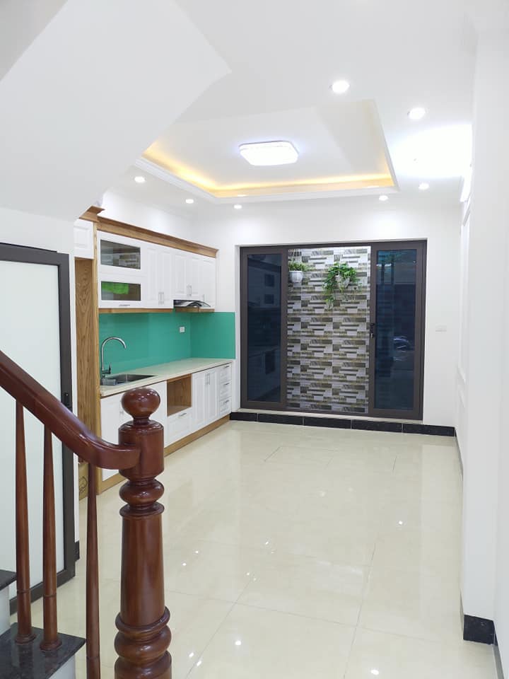 cần bán nhà Trung Yên 10 - DT 100m2 x 5T, MT 5m, giá 14.5 tỷ có thương lượng