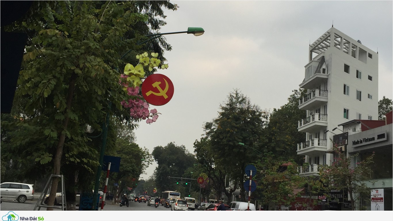 Cho thuê nhà mặt phồ Phan Đình Phùng , 55m2 x 9 tầng , mặt tiền 5m giá 120 triệu