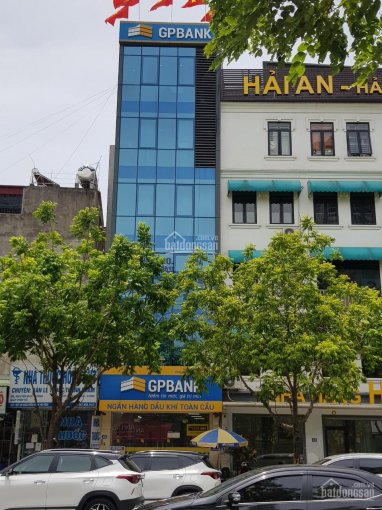 Bán đất xây VP mặt phố Nguyễn Văn Huyên, Cầu Giấy 90m2, mặt tiền 8m, giá 42tỷ.