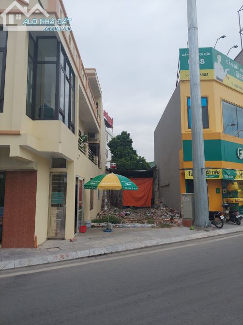 BÁN ĐẤT KHU VỰC NGÃ TƯ AO CÁ HẠ LONG, KINH DOANH SẦM UẤT