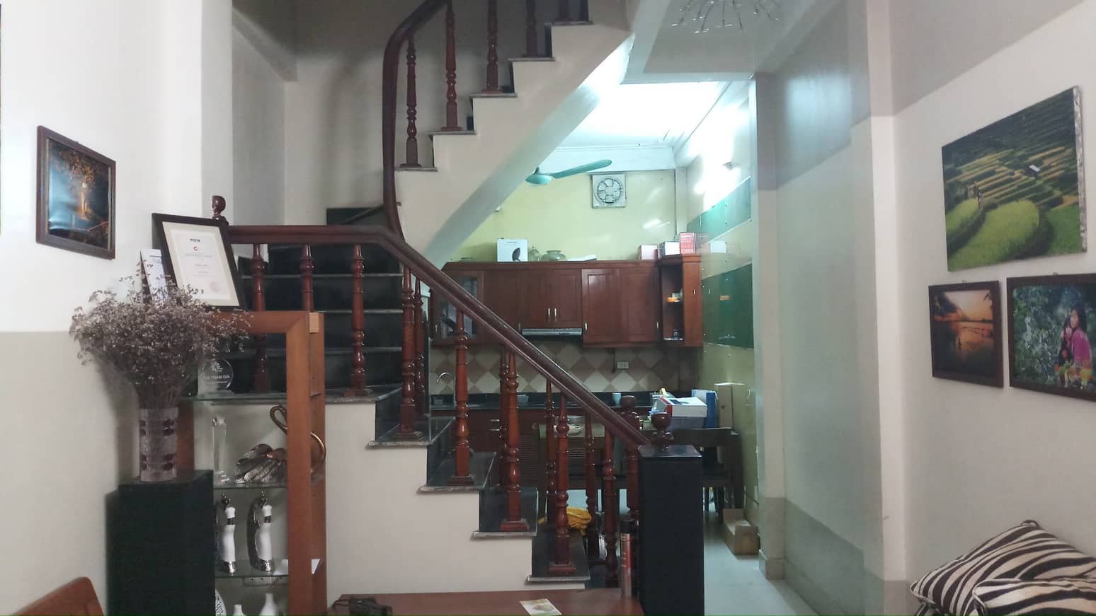  121m2
