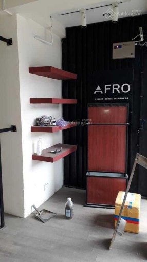 Bán gấp mặt phố Chùa Láng, giảm chào còn 22 tỷ