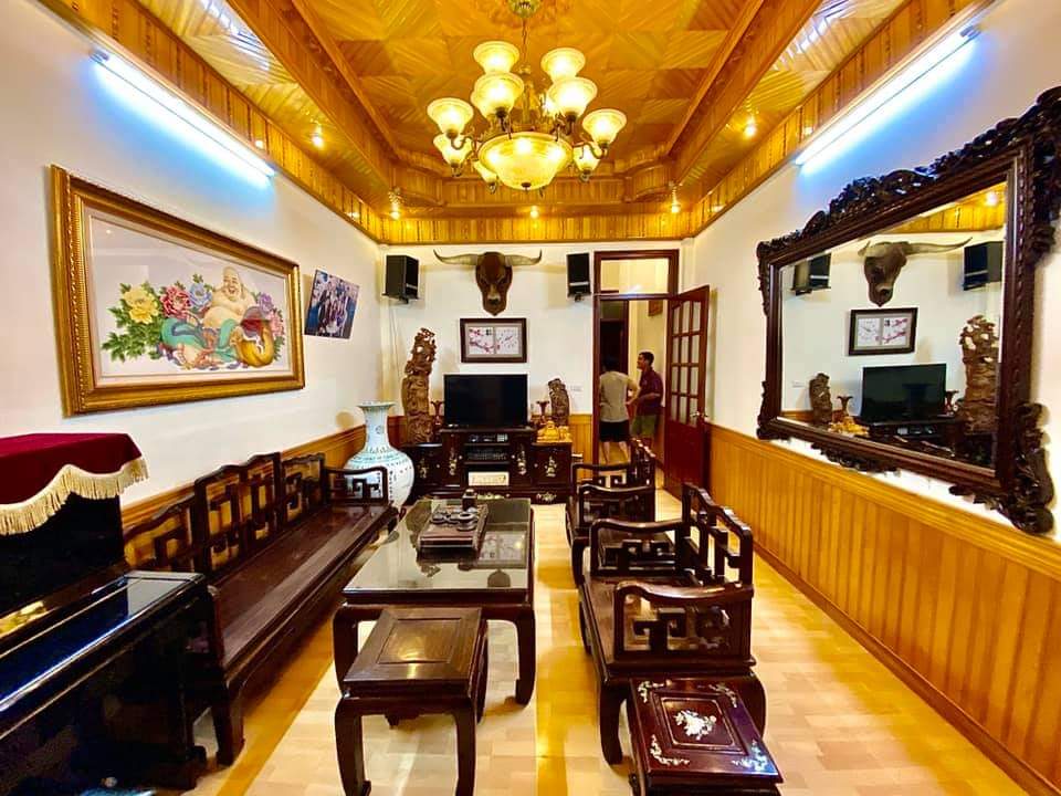 MẶT PHỐ NGUYÊN HỒNG KINH DOANH 80M 6 TẦNG GIÁ 27 TỶ