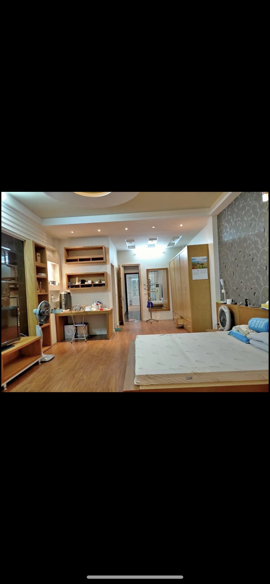 380m2