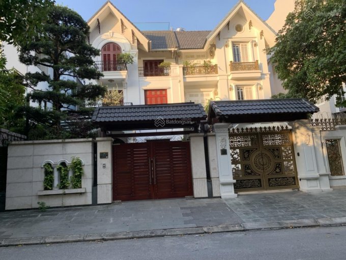 Bán biệt thự khu phố Đỗ Quang - Trung Hòa - Cầu Giấy, 5 tầng 1 hầm,