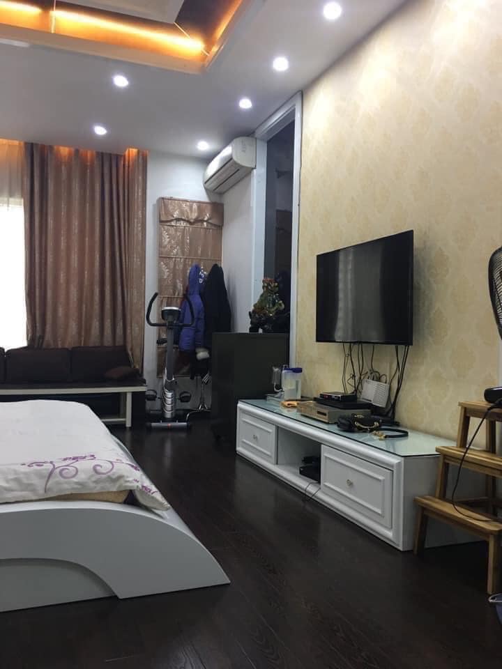 110m2
