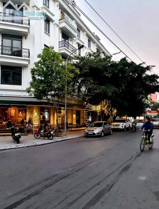 NGÕ 105 XUÂN LA – PHÂN LÔ QUÂN ĐỘI – 76M2 GIÁ 12 TỶ CÓ TL.