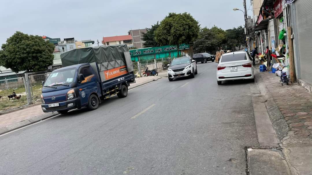 Bán tòa nhà Mặt Phố Trần Quốc Toản, Trần Hưng Đạo, Hoàn Kiếm, ngã tư Bà Triệu 85m, 6T, mặt